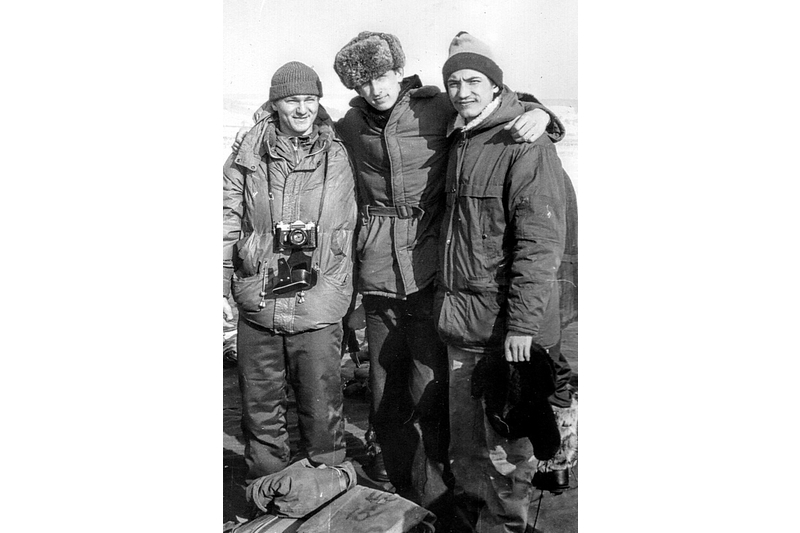 1994. Оёк.